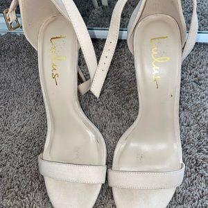 Lulus strap heels